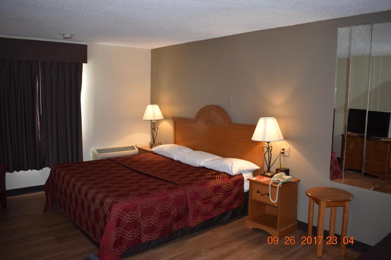 MHO Hotel Bordentown Buitenkant foto