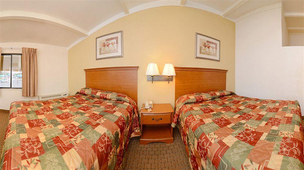 MHO Hotel Bordentown Buitenkant foto